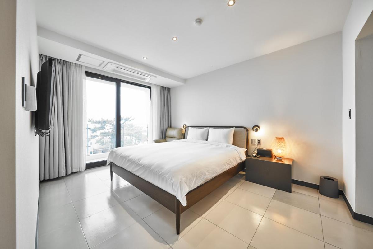 Lareem Boutique Hotel Yerye-dong Екстер'єр фото